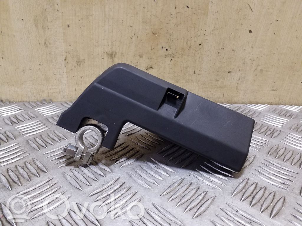 Câble de batterie positif   8J0915459