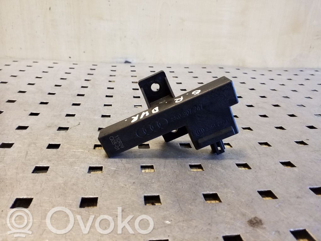 Radion pystyantenni   8K0907247