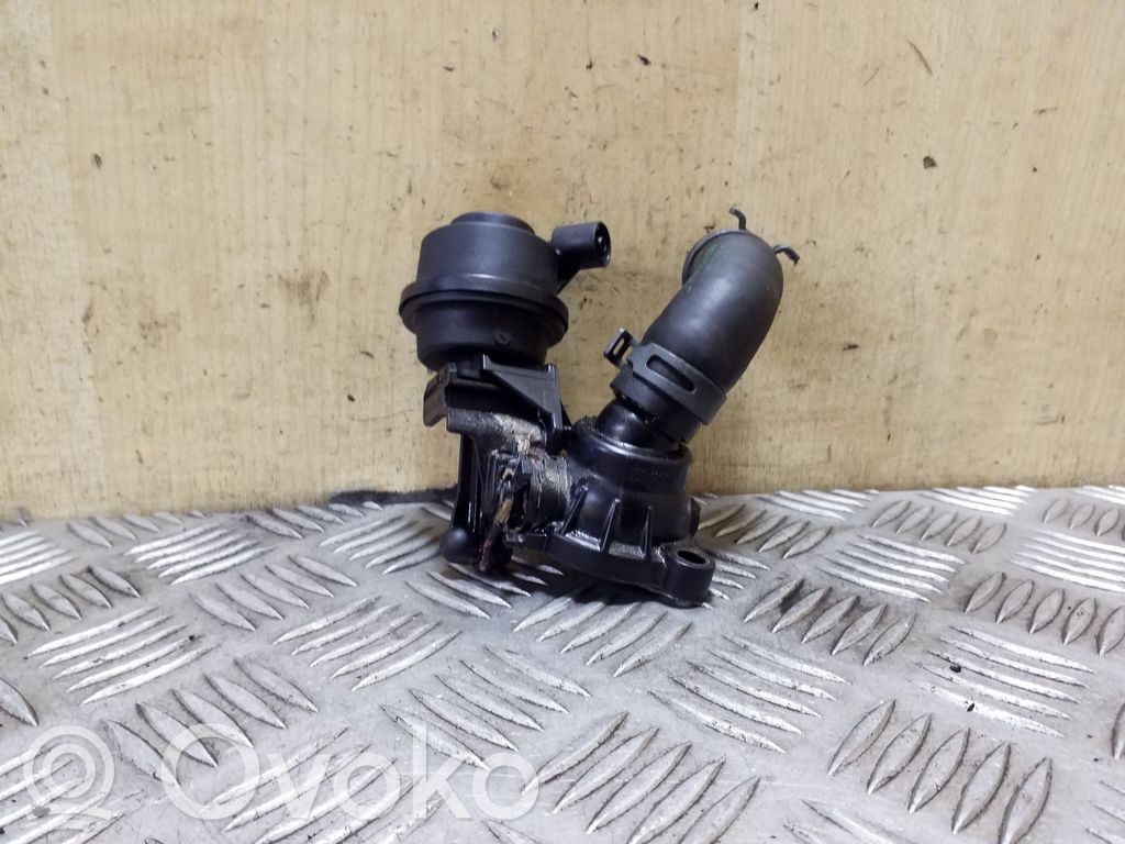 Engine coolant pipe/hose   059121737,059121625C