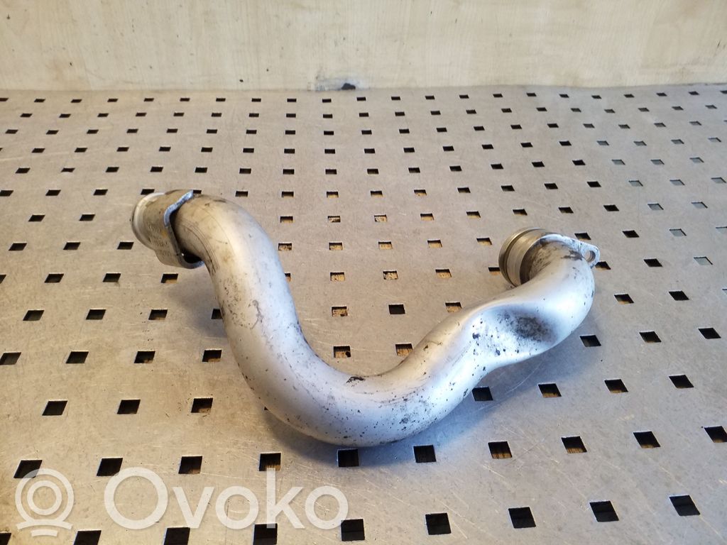 Audi A8 S8 D4 4H Engine coolant pipe/hose 