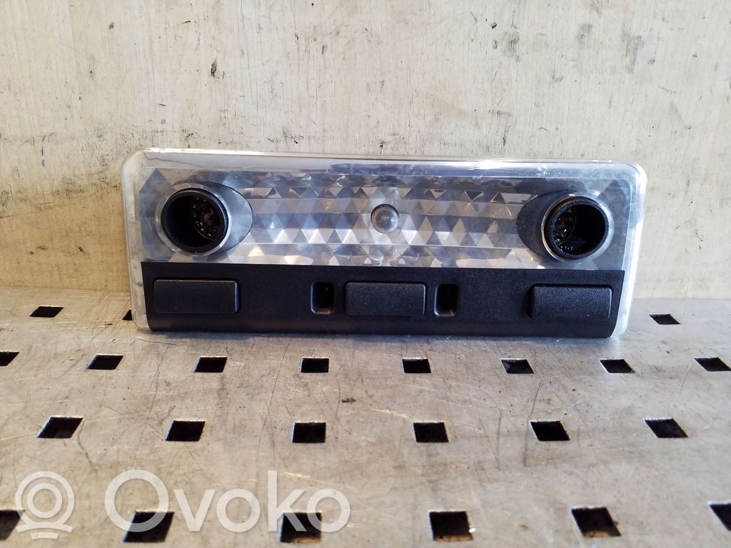 BMW X3 E83 Illuminazione sedili anteriori 