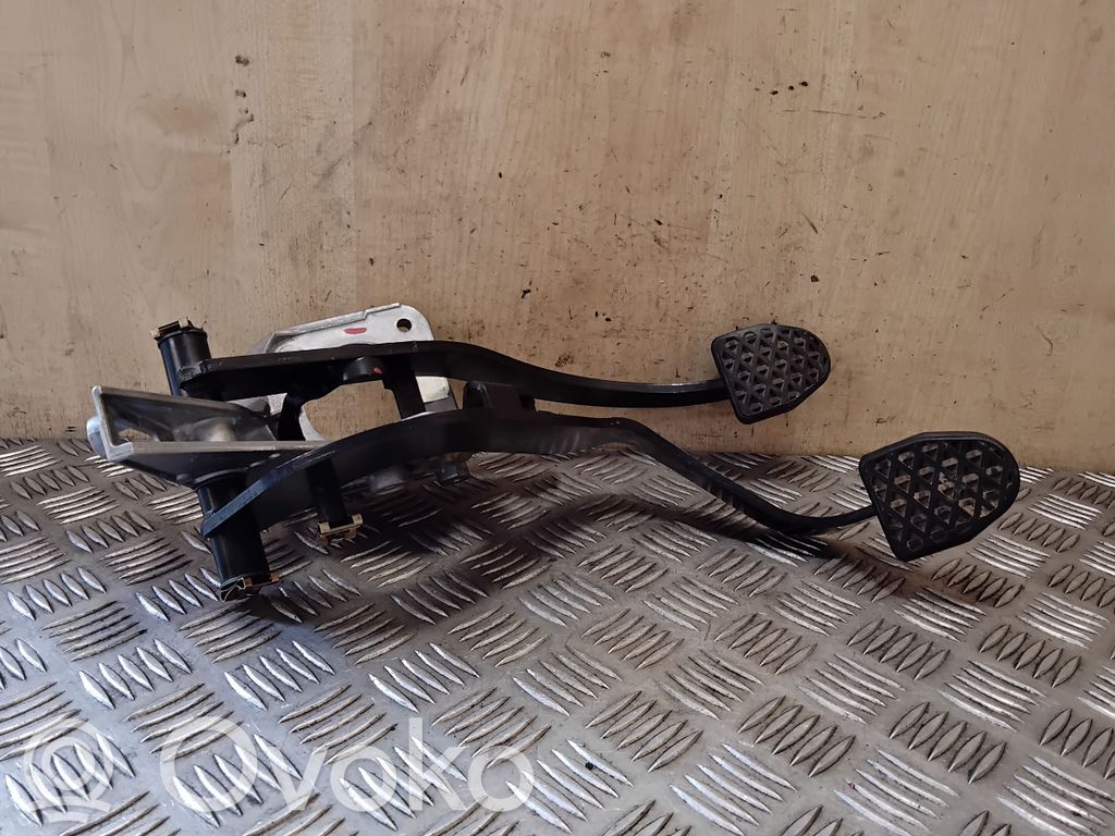 BMW X3 E83 Assemblage pédale 