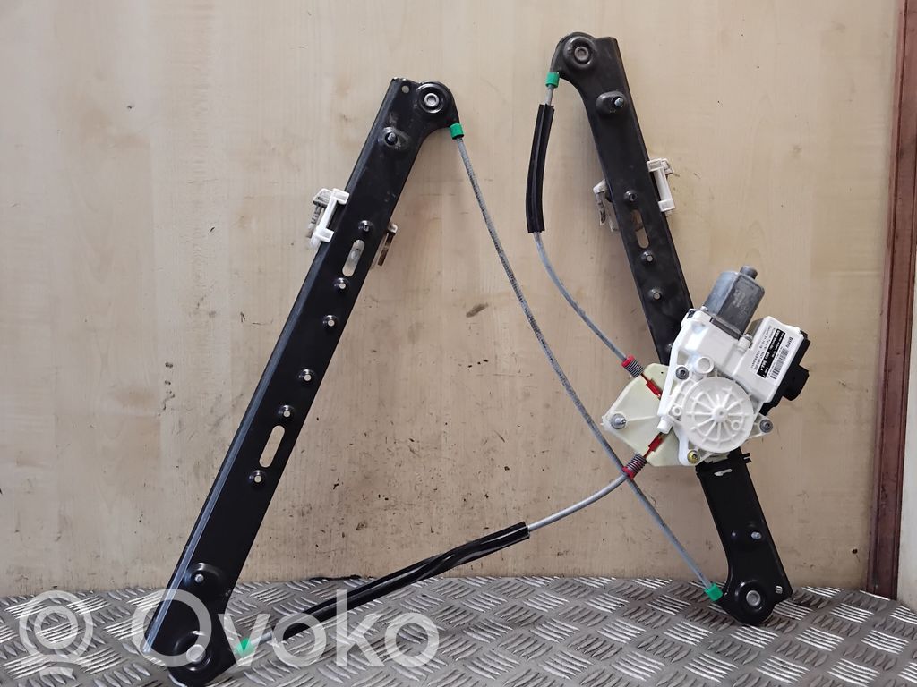 BMW X3 E83 Alzacristalli della portiera anteriore con motorino 