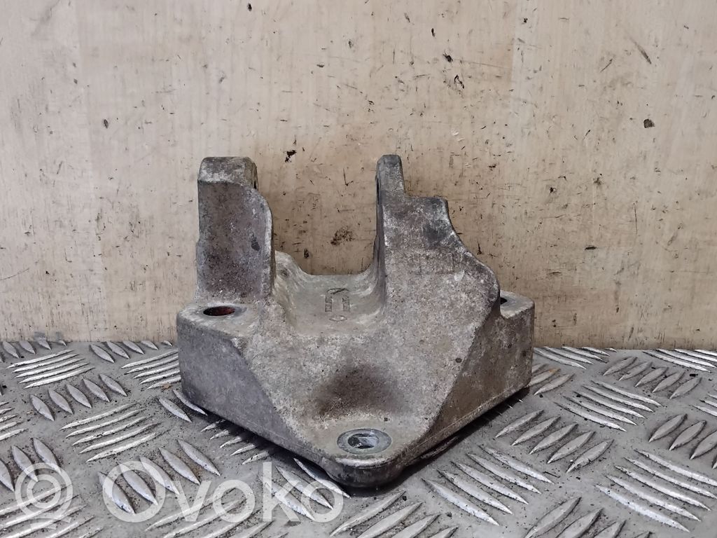 Nissan X-Trail T31 Supporto di montaggio scatola del cambio 