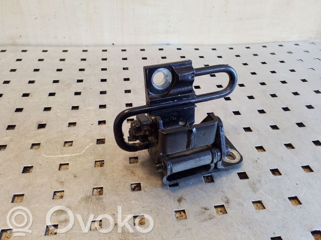 Volkswagen Polo IV 9N3 Takaoven alasarana
