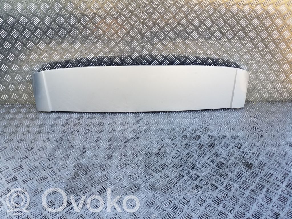 Spoileris galinio stiklo