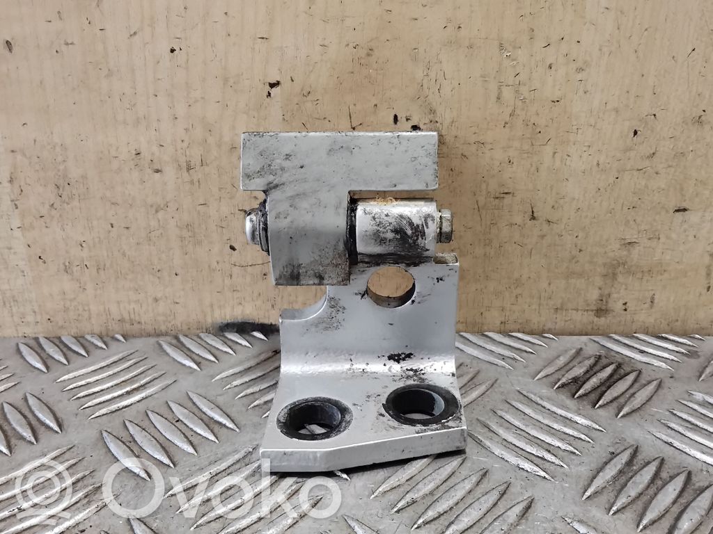 BMW X5 E53 Rear door upper hinge 