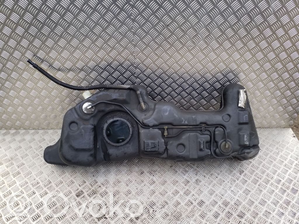 Nissan Juke I F15 Fuel tank 