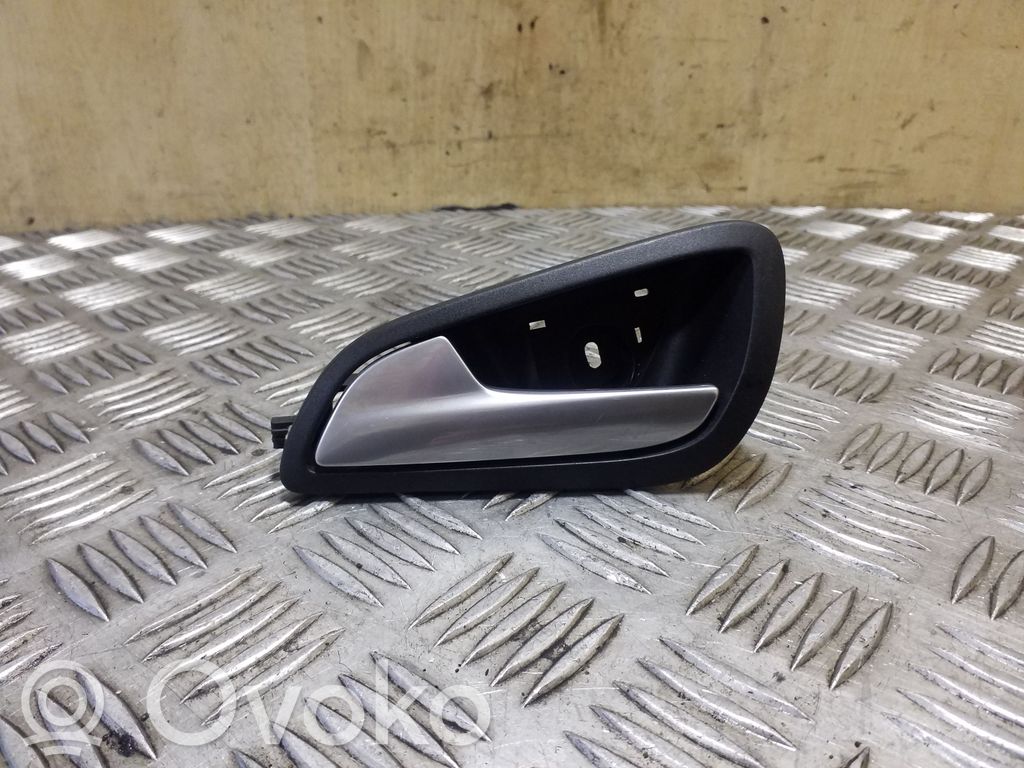 Ford Focus Manecilla interna puerta delantera 