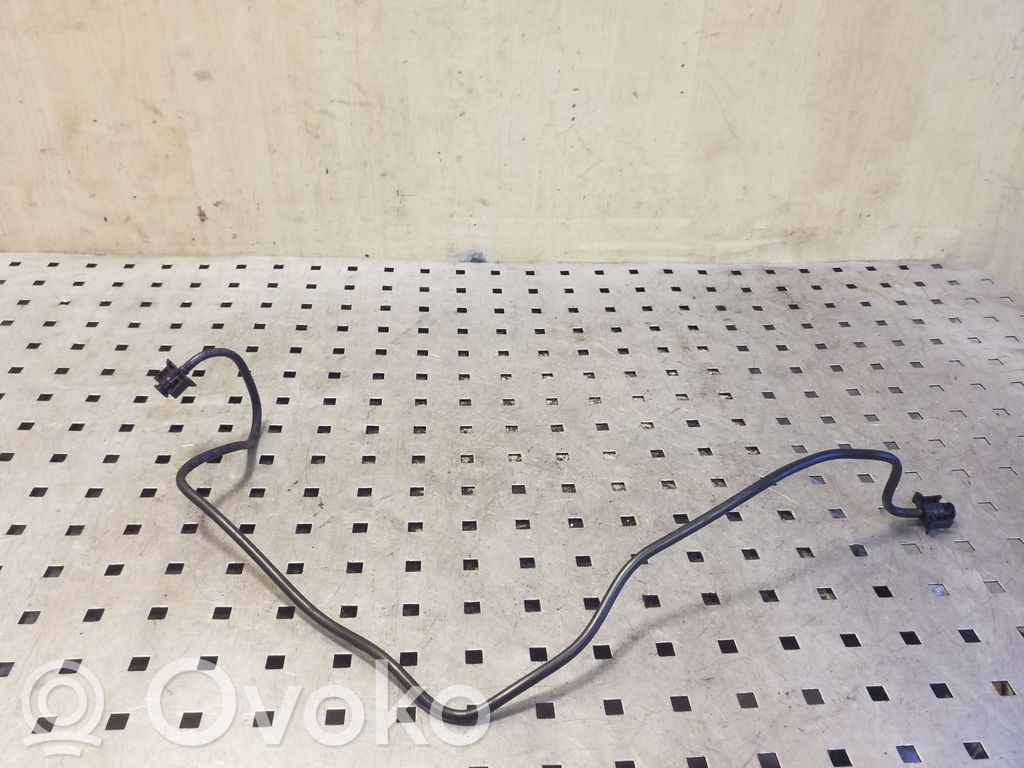 Moottorin vesijäähdytyksen putki/letku