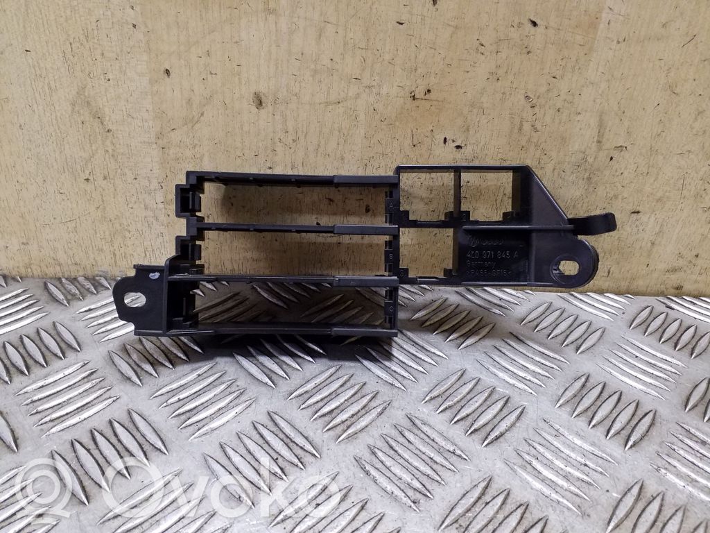 Altra parte interiore   4L0971845A