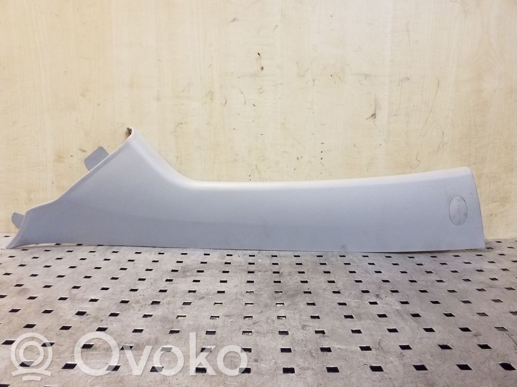 Chevrolet Captiva Osłona słupka szyby przedniej / A 