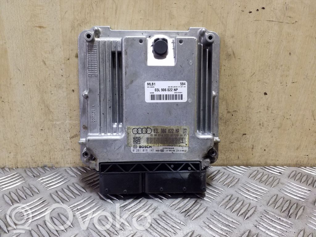 Audi A4 S4 B8 8K Engine control unit/module 