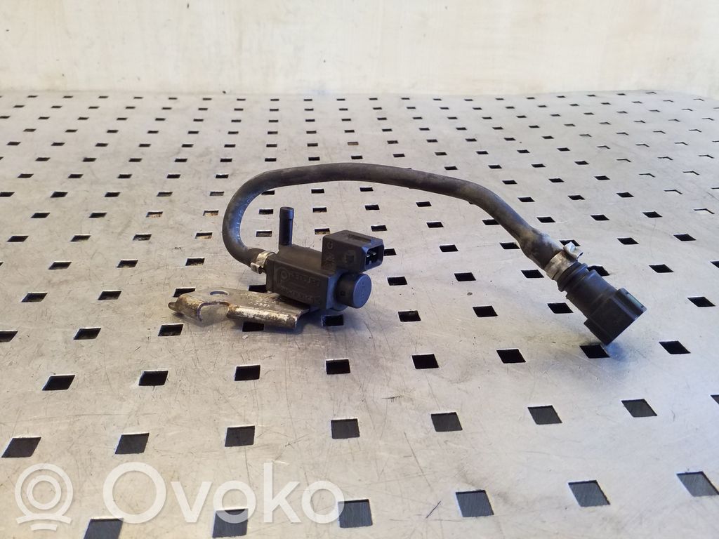 Válvula de vacío   70435600