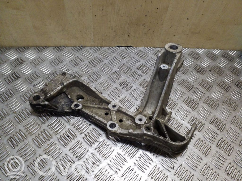 Skoda Octavia Mk2 (1Z) Altra parte della sospensione anteriore