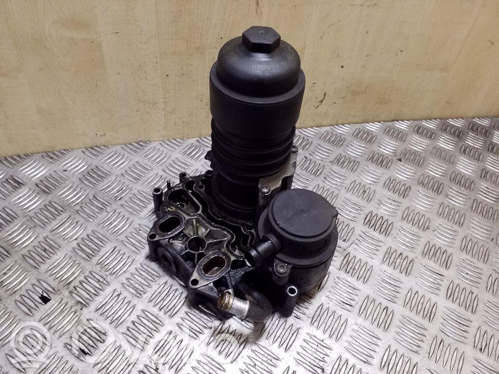 Audi A4 S4 B8 8K Oil filter mounting bracket 