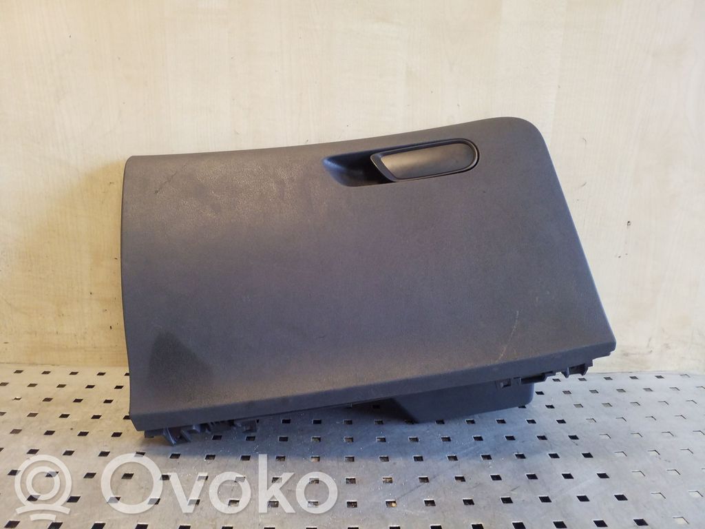 Citroen DS4 Daiktadėžės (bordačioko) komplektas 