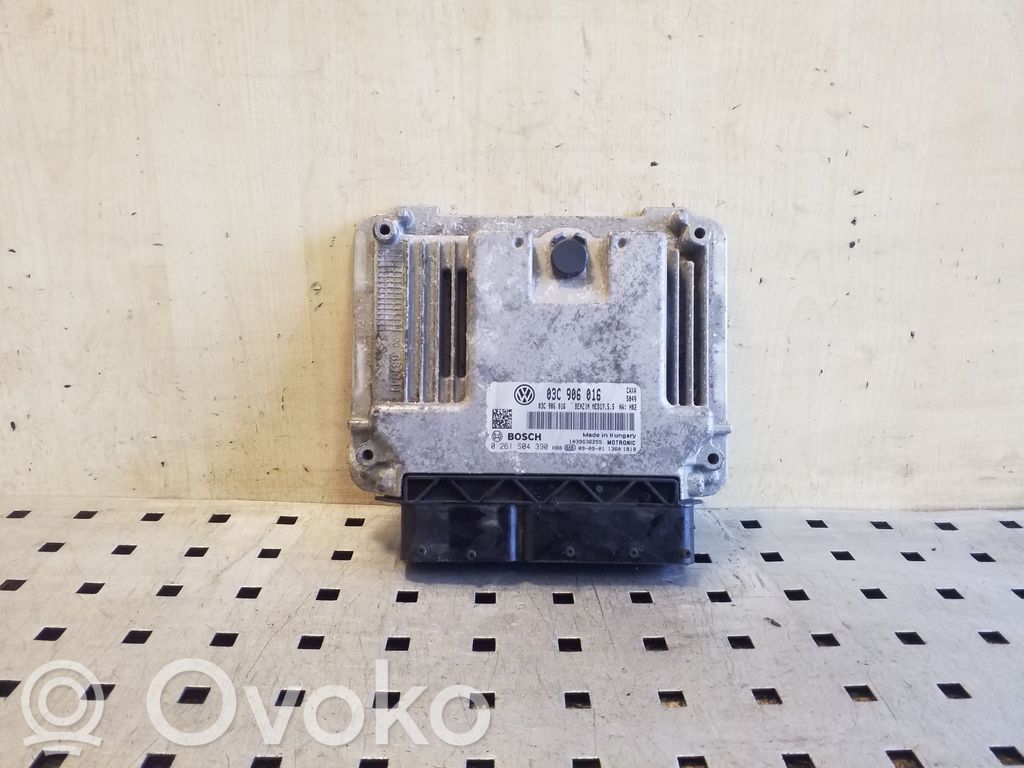 Volkswagen Golf Plus Engine control unit/module 