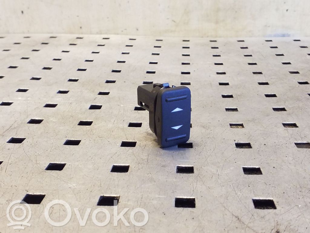 Ford Mondeo MK IV Interruttore di controllo dell’alzacristalli elettrico