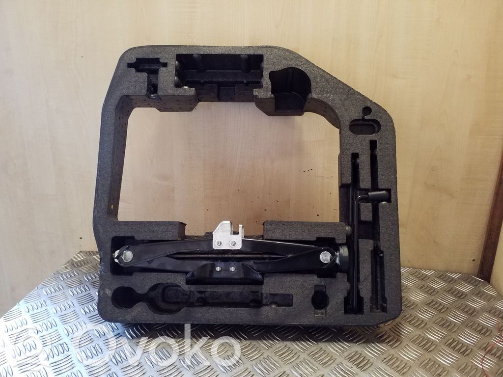 Työkalusarja   8T0012109A,8K0011031G,8K0011221