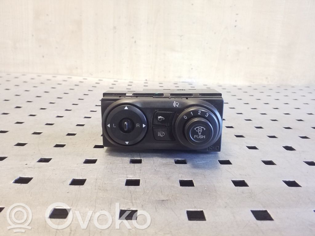 Chevrolet Captiva Bouton de commutateur rétroviseur latéral 