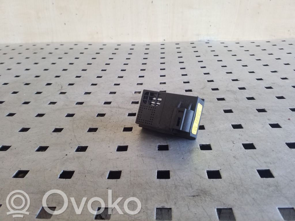 Chevrolet Captiva Interior temperature sensor 