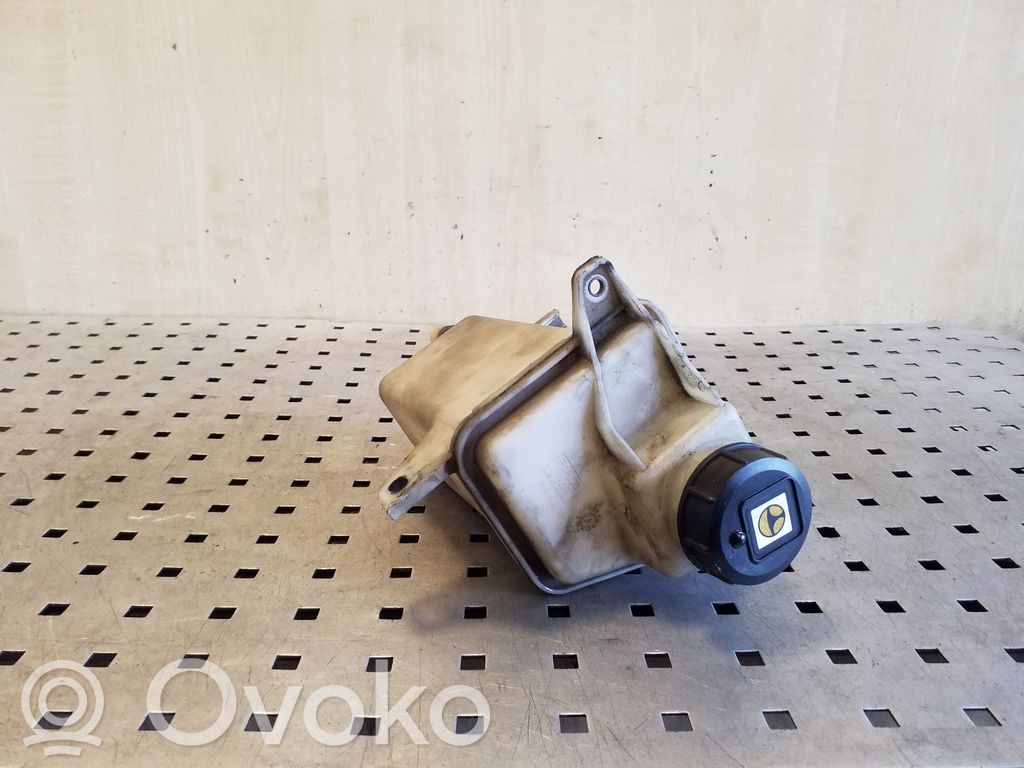 Peugeot Boxer Ohjaustehostimen nestesäiliö 