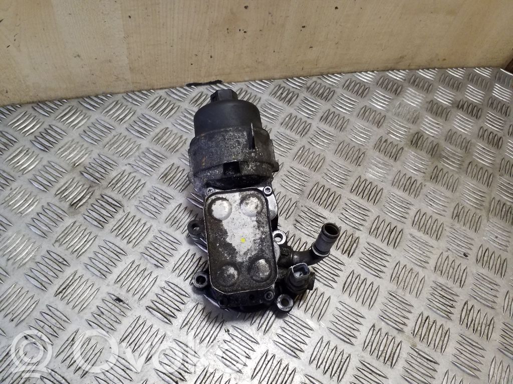 Ford Kuga I Supporto di montaggio del filtro dell’olio