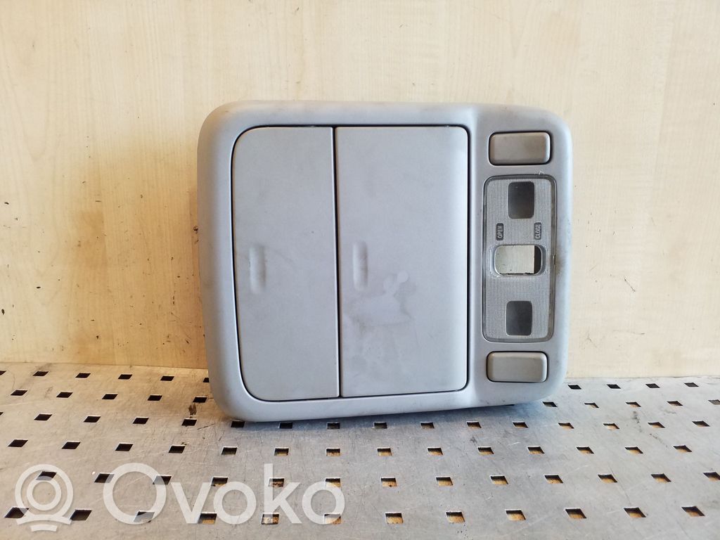 Etuistuimen valo   OEW32044