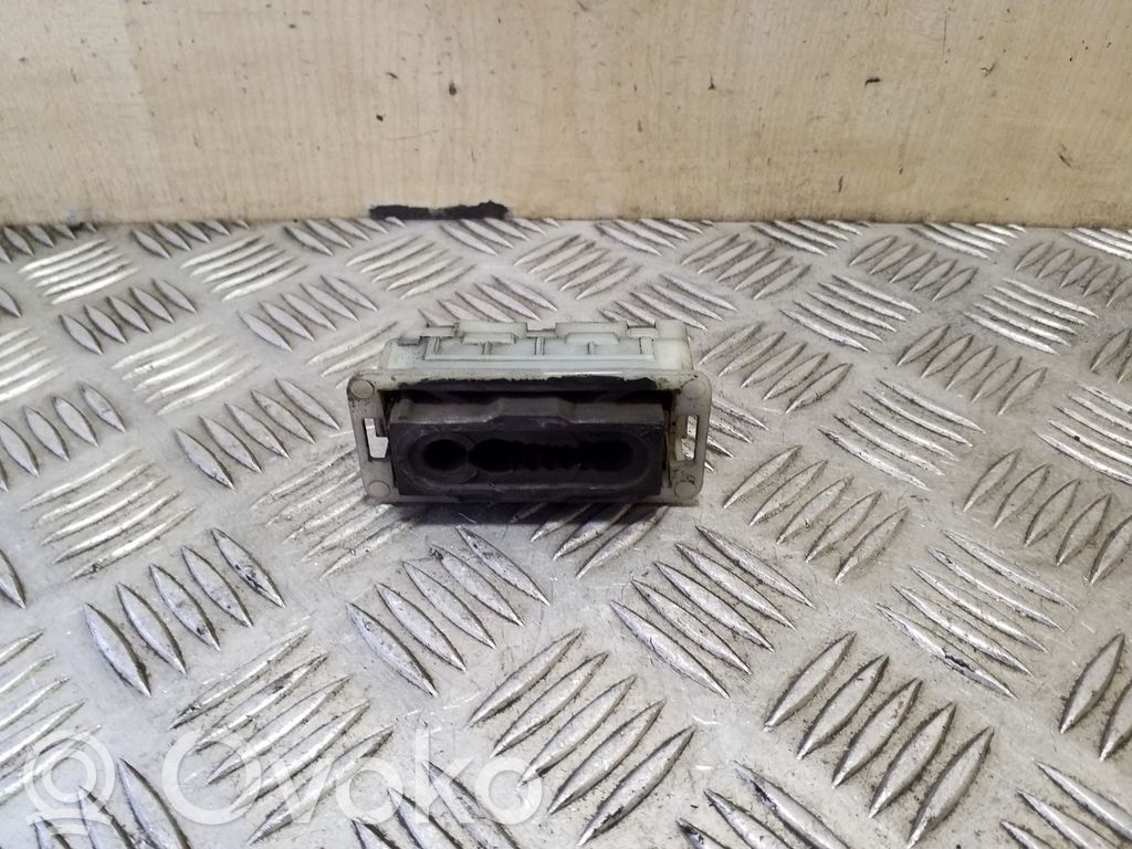 Citroen C4 Grand Picasso Staffa di montaggio del radiatore