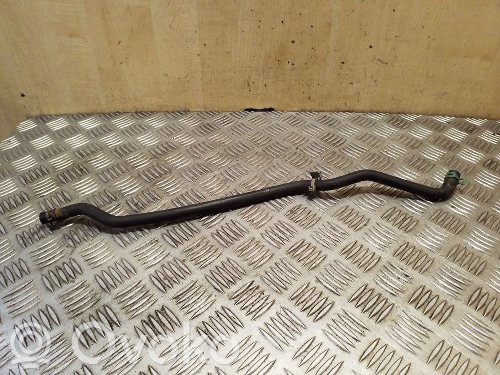 Engine coolant pipe/hose