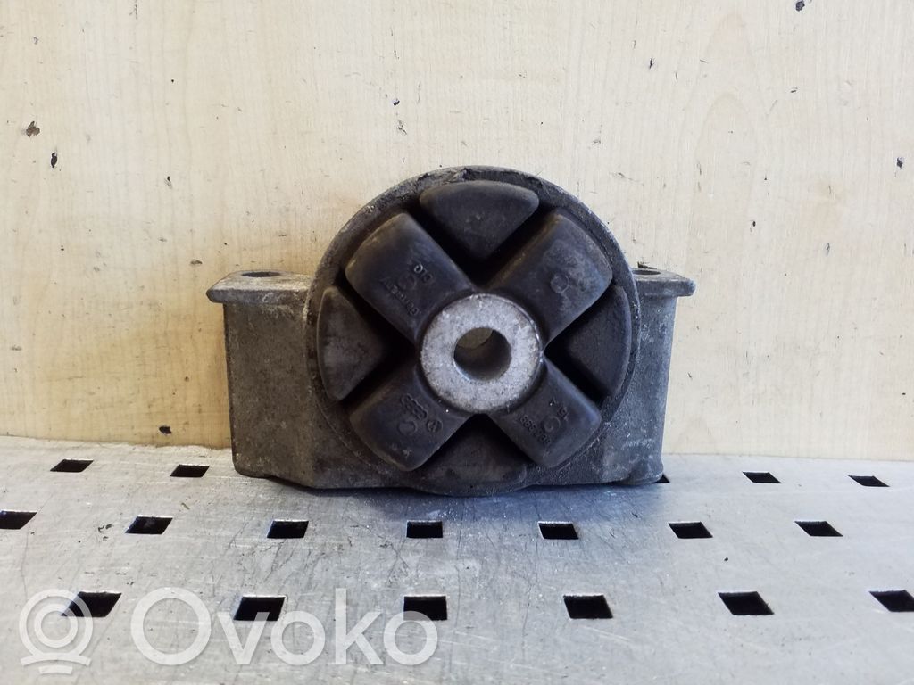 Audi 80 90 S2 B4 Gearbox mount 