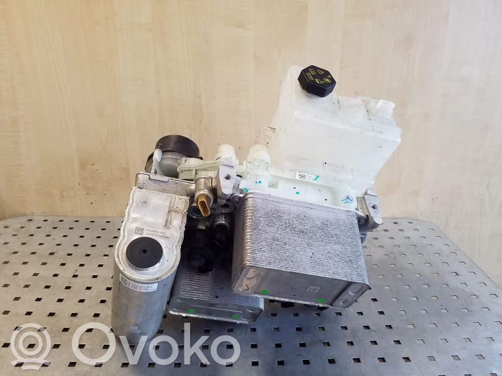 Tesla Model 3 Hybrid/electric vehicle battery fan 