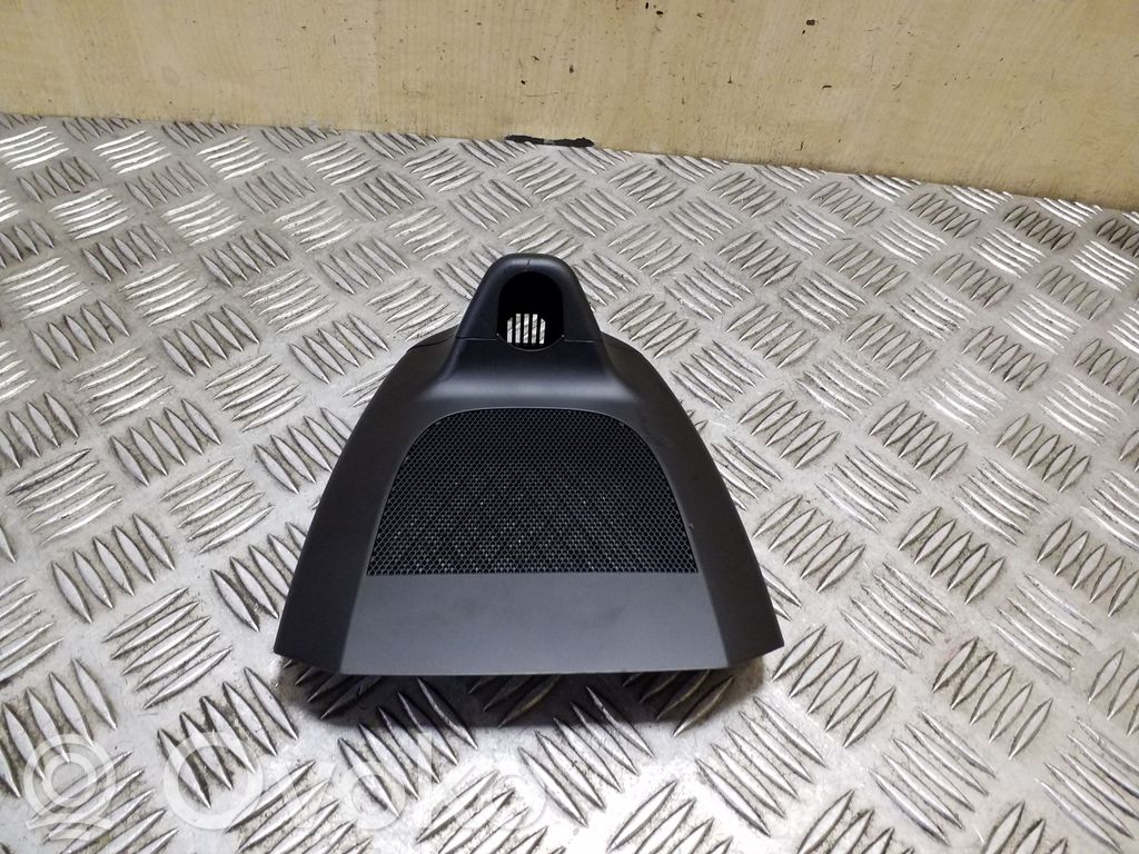 Tesla Model S Muu sisätilojen osa 