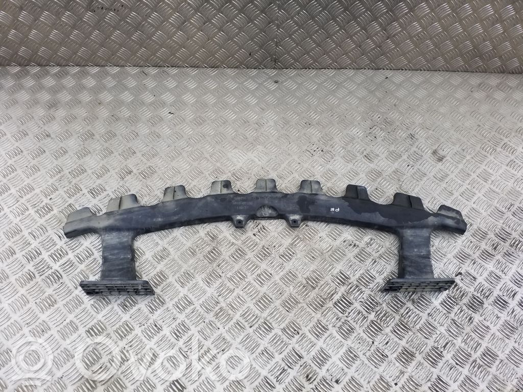 Priekšpusē bampera sastiprinājums   101927600D