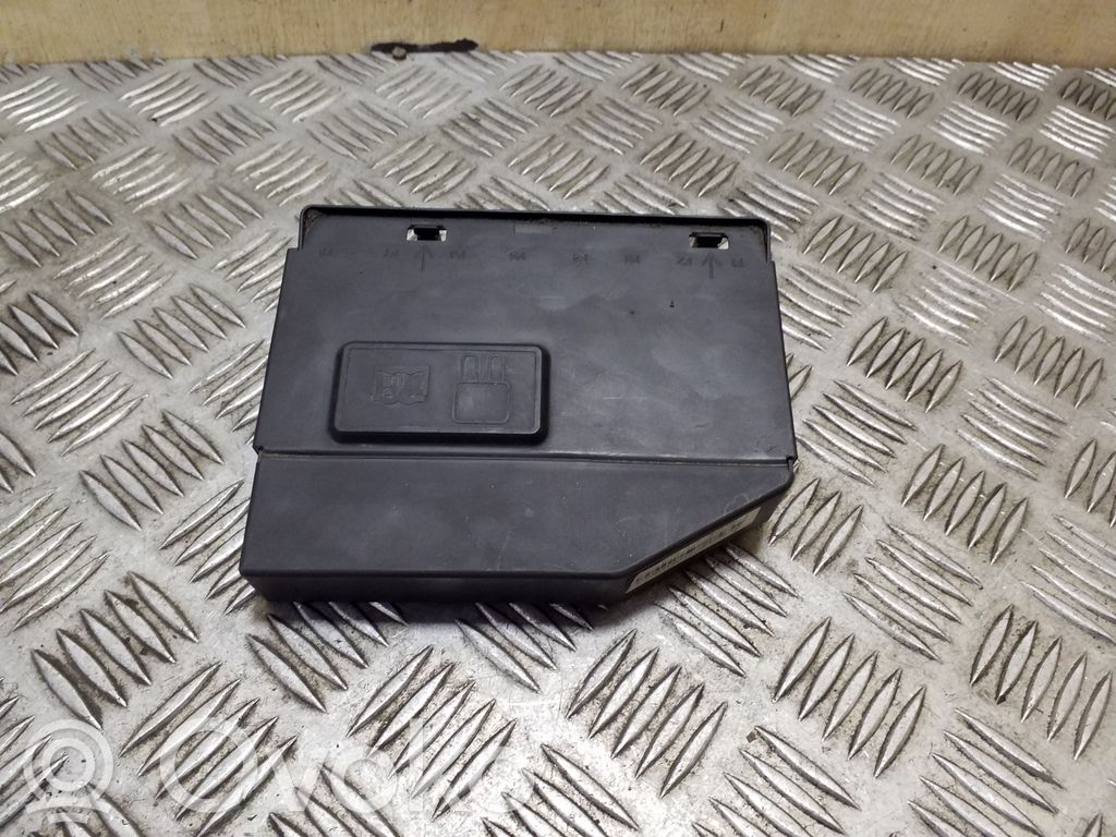 Ford Mondeo MK V Juego de caja de fusibles 