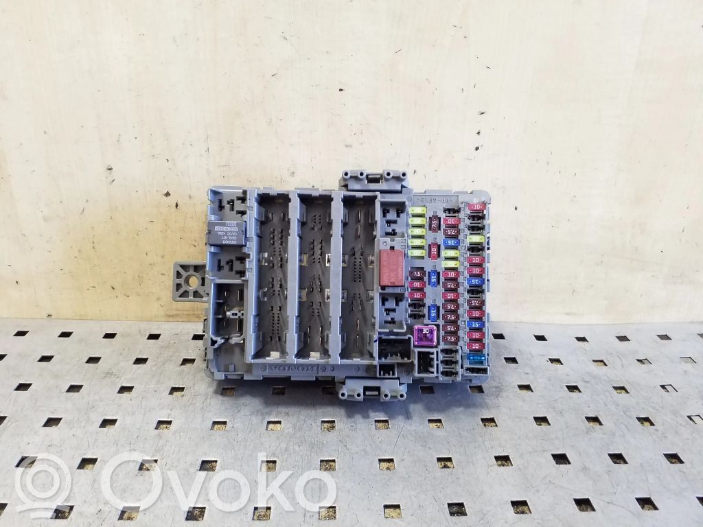 Honda CR-V Fuse module 