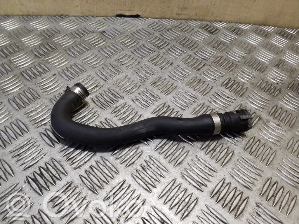Volvo V40 Engine coolant pipe/hose 