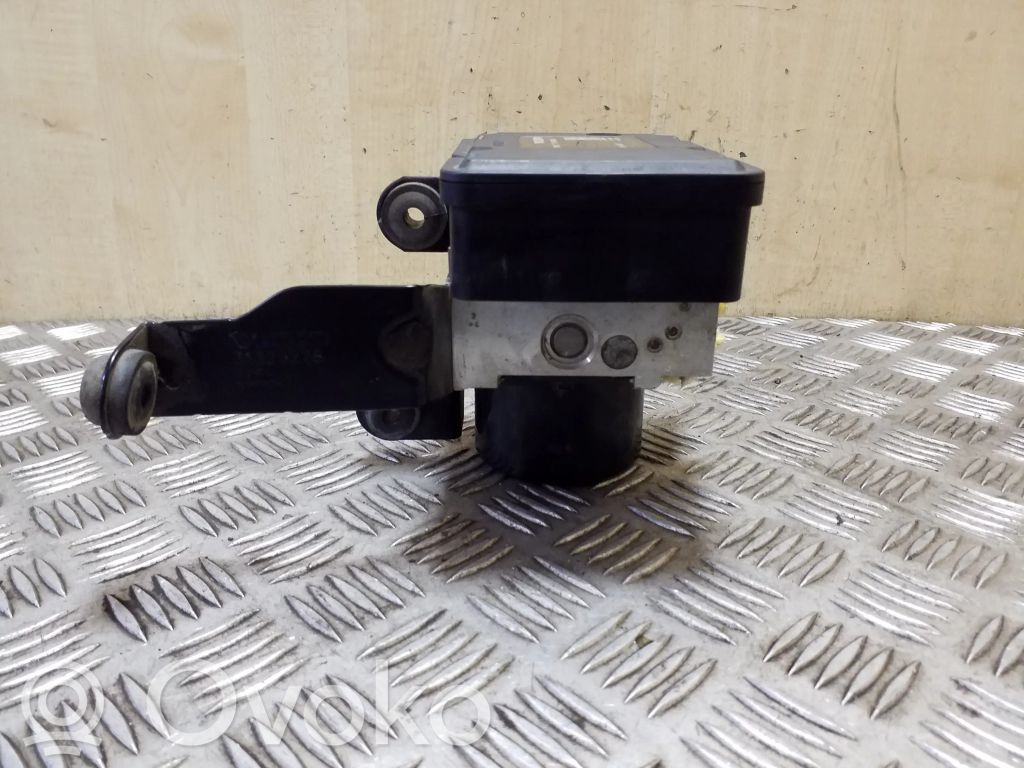 Volvo V40 ABS bloks 