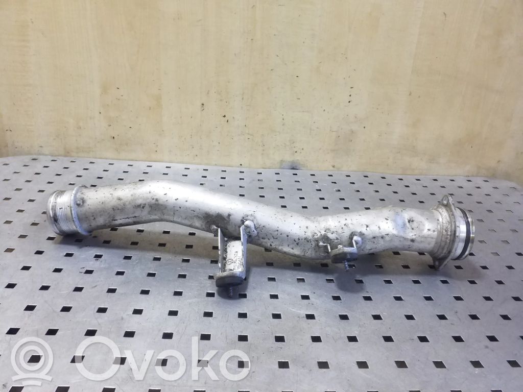 Volkswagen Touareg II Furtun/conductă intercooler 