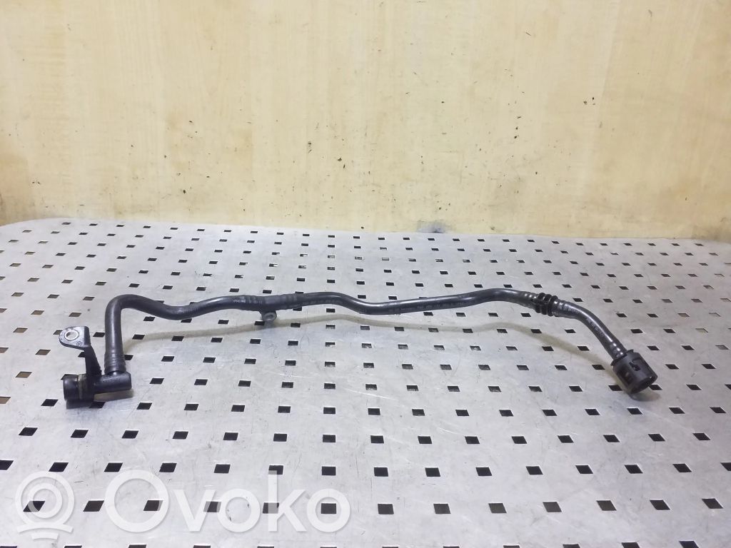 Volkswagen Touareg II Caurulīte (-es) / šļūtene (-es) 