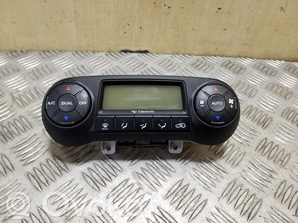 Hyundai ix35 Unitate control climatizare 