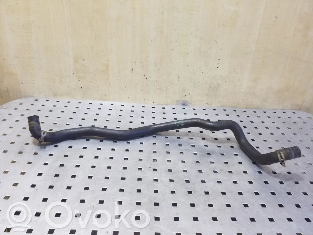 BMW 5 F10 F11 Conductă/furtun lichid de răcire motor 