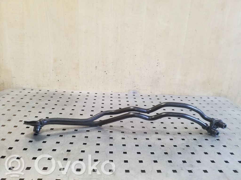 BMW 5 F10 F11 Tuyau de refroidissement d'huile de boîte de vitesses