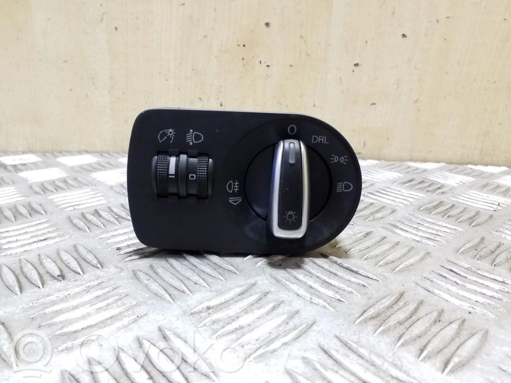 Audi A3 S3 8P Light switch 