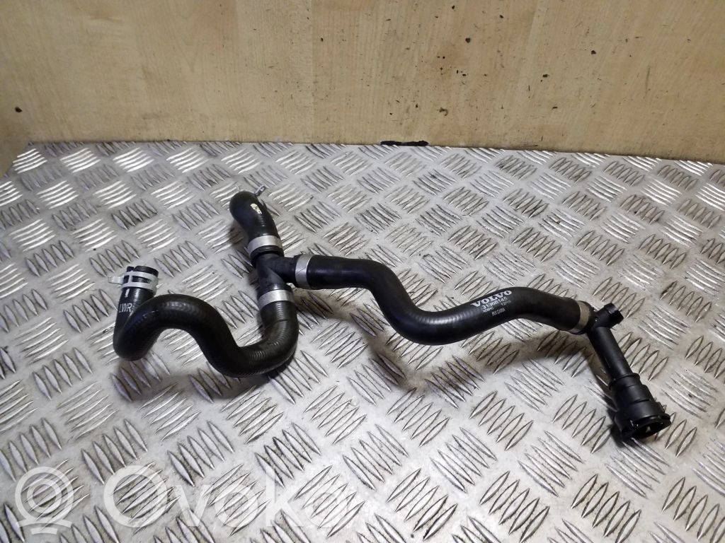 Engine coolant pipe/hose   31368145