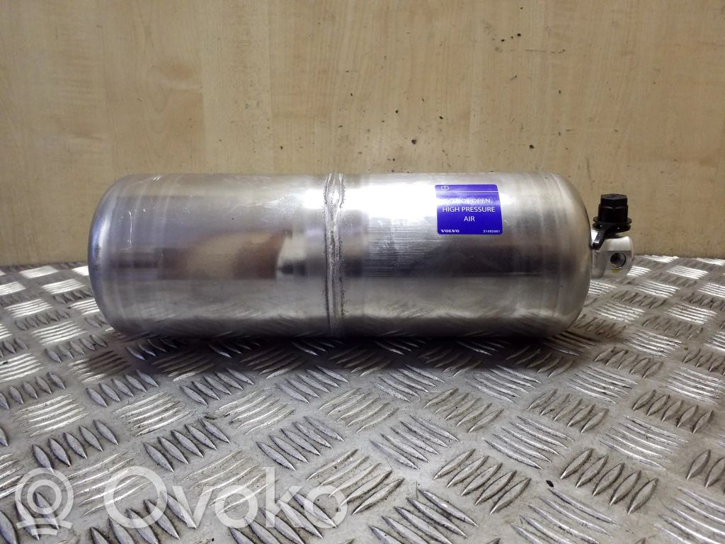 Volvo XC90 Serbatoio per sospensioni pneumatiche 