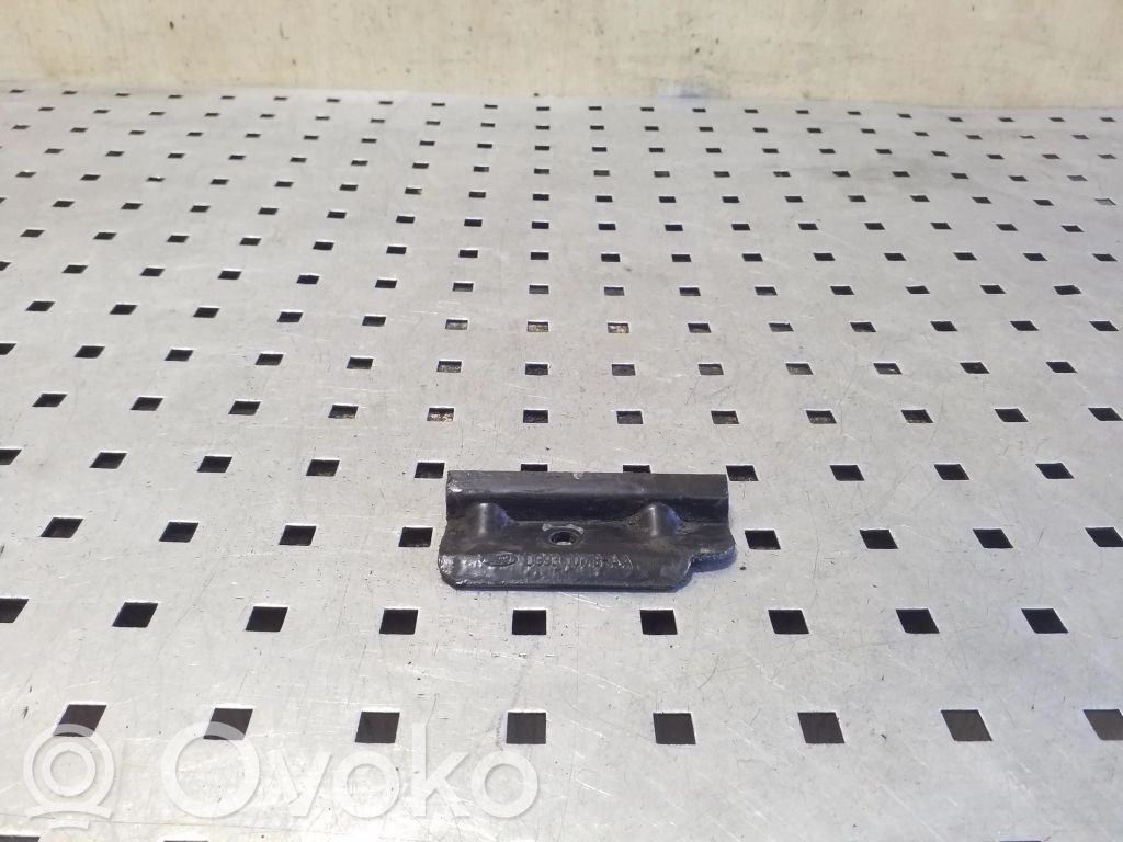 Ford Mondeo MK V Staffa di montaggio della batteria