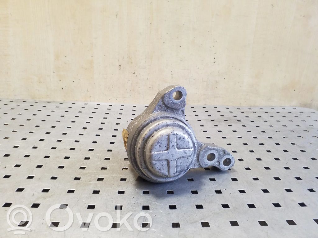 Ford Mondeo MK V Engine mount bracket 