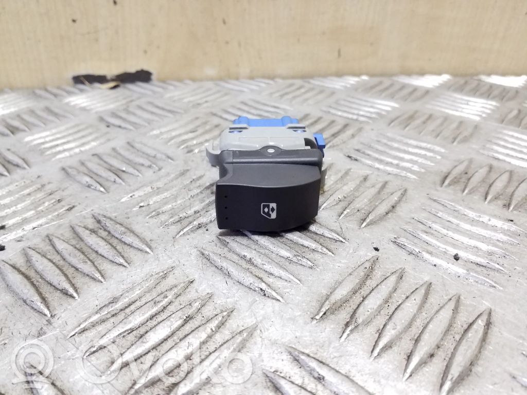 Electric window control switch   476809